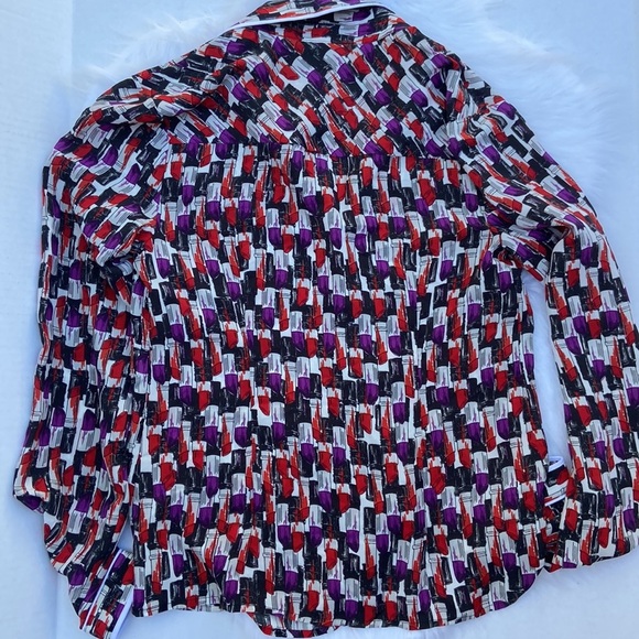 New GUESS Red/Purple Lipstick Long Sleeve Top - Picture 6 of 6